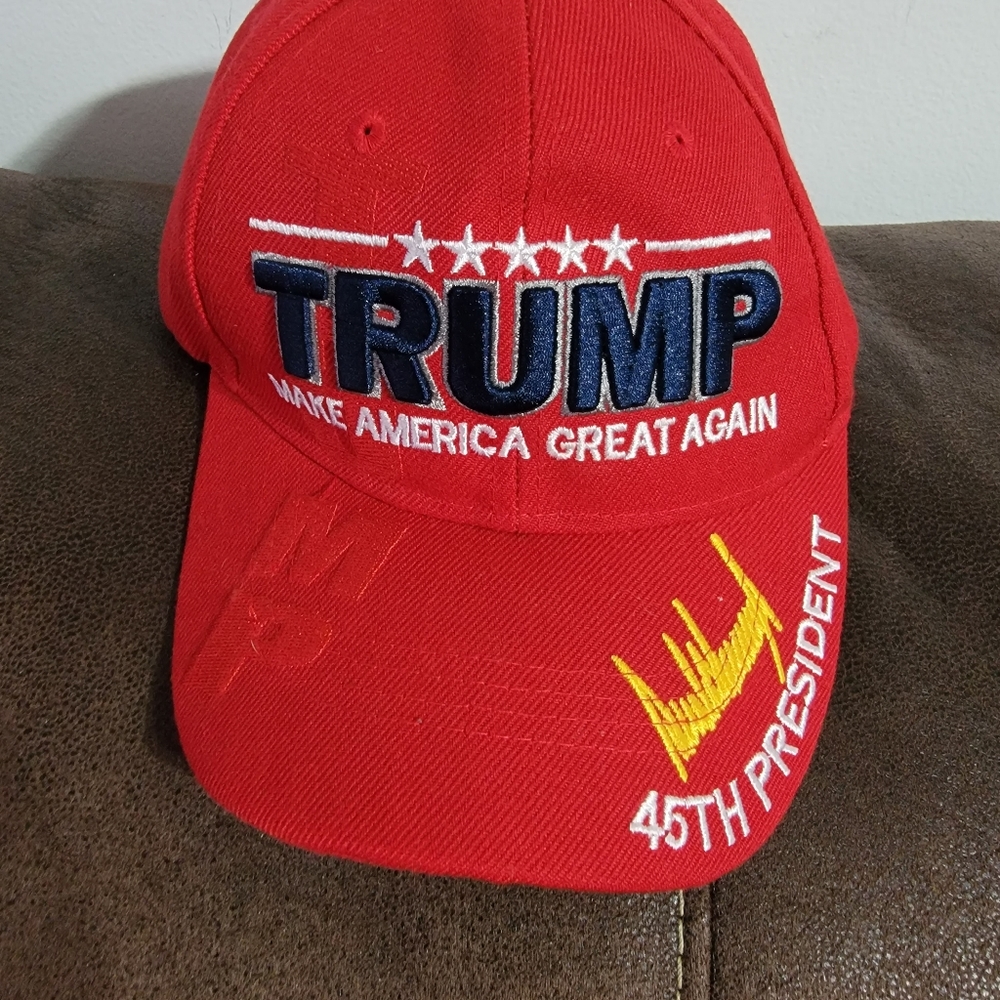 Trump baseball hat